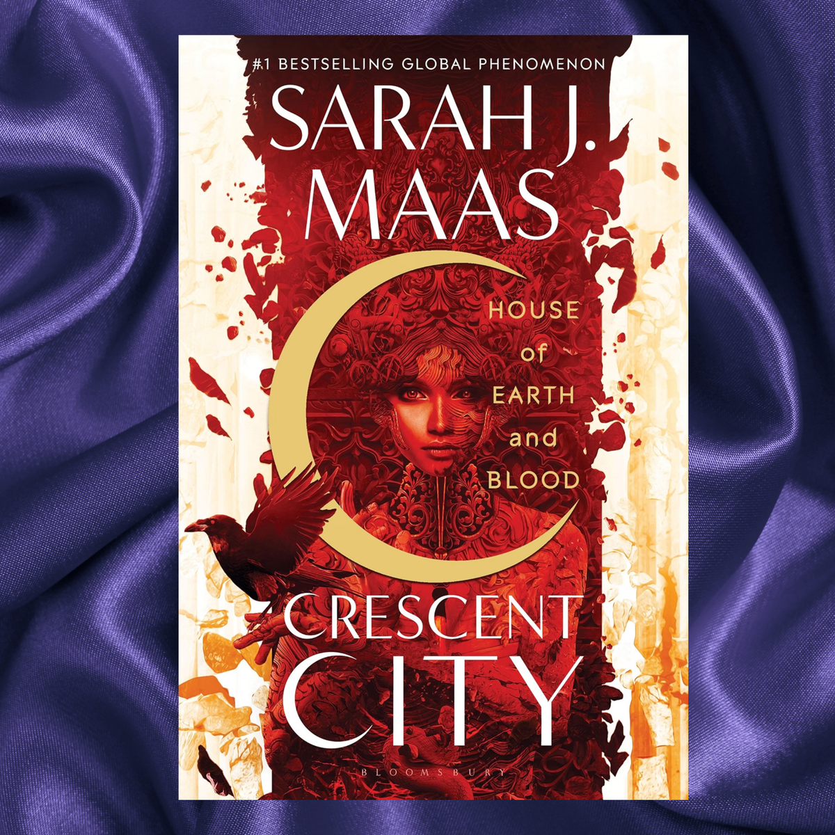 House of Earth and Blood (Crescent City 1) paperback by Sarah J. Maas