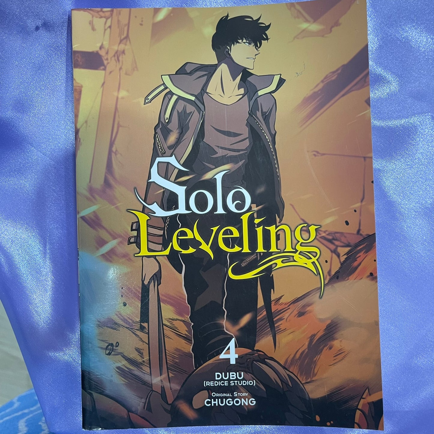 Solo Leveling Vol 4 Paperback FULLY COLOURED WEBTOON By Chugong