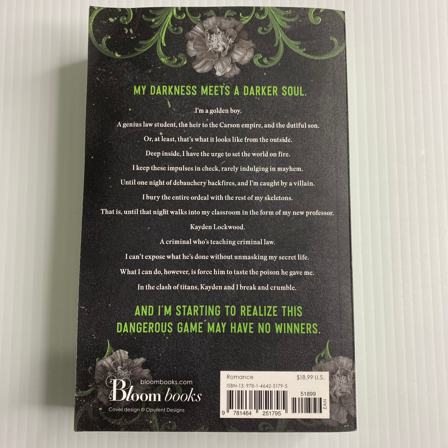 SPRAYED EDGES! MM ROAMNCE - Kiss The Villain A Dark MM Enemies to Lovers Romance paperback by Rina Kent