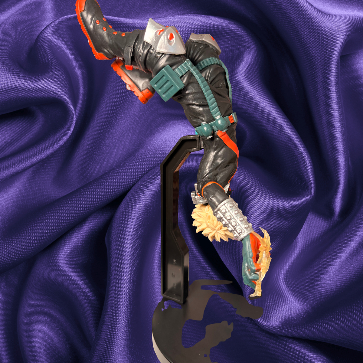 My Hero Academia Bakugou Floating Figurine