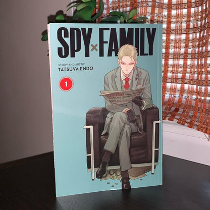 Spy x Family Vol 1 manga by Tatsuya Endo