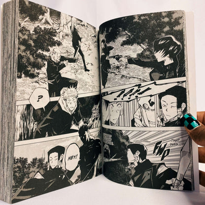 Jujutsu Kaisen Vol 5 Manga by Gege Akutami