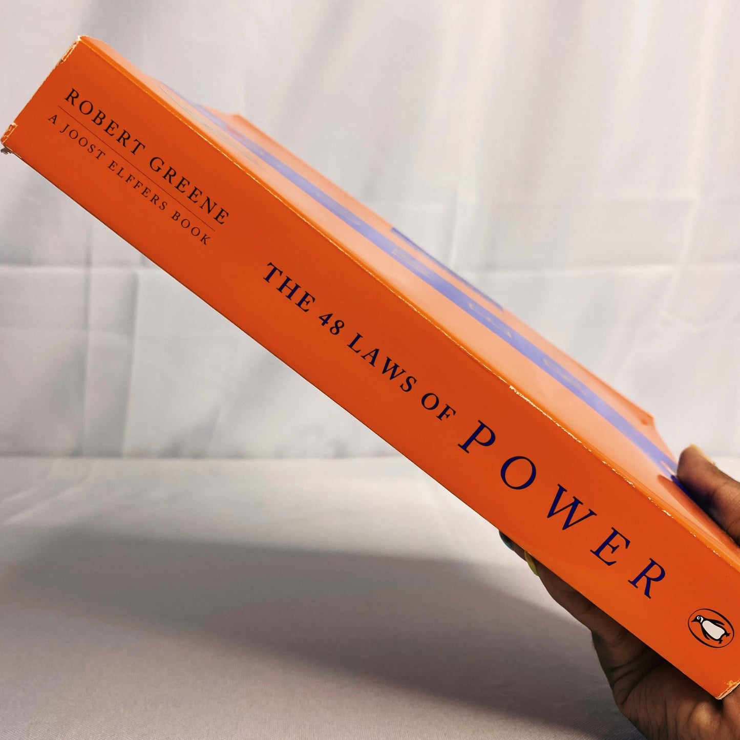 The 48 Laws of Power Paperback by Robert Greene