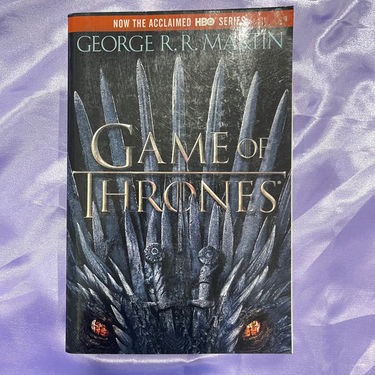 A Game of Thrones (A Song of Ice and Fire Book 1) Paperback by George R. R. Martin