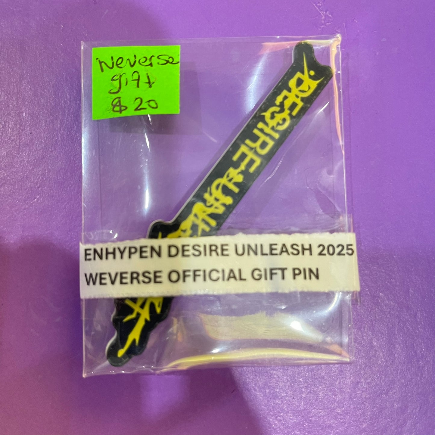 ENHYPEN DESIRE UNLEASH 2025 WEVERSE OFFICIAL GIFT PIN