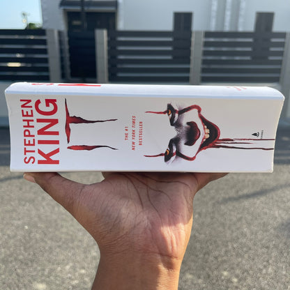 It A Novel Paperback by Stephen King (HORROR)