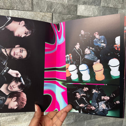 Stray Kids Official Album ROCK-STAR Official Photobook roll version