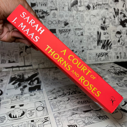 A Court of Thorns and Roses 1 Paperback by Sarah J. Maas