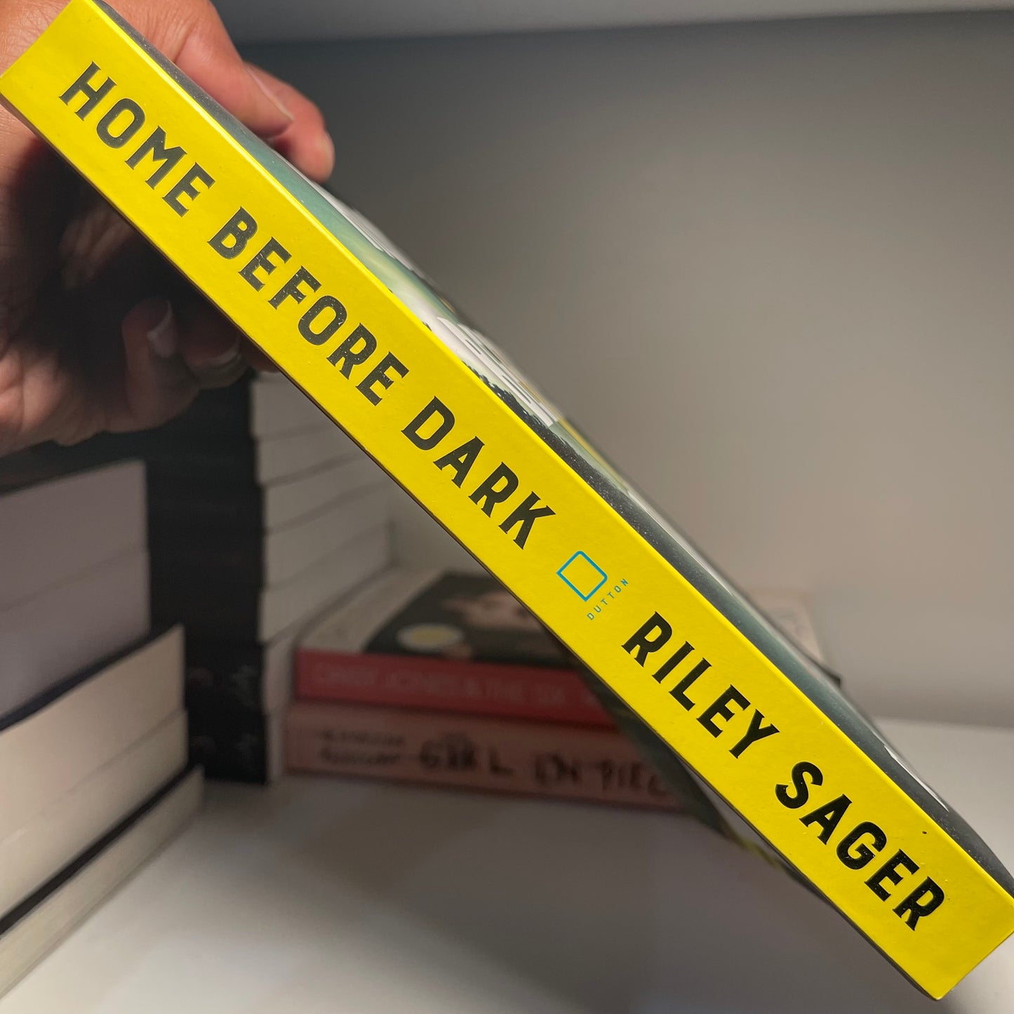 Home Before Dark by Riley Sager Paperback