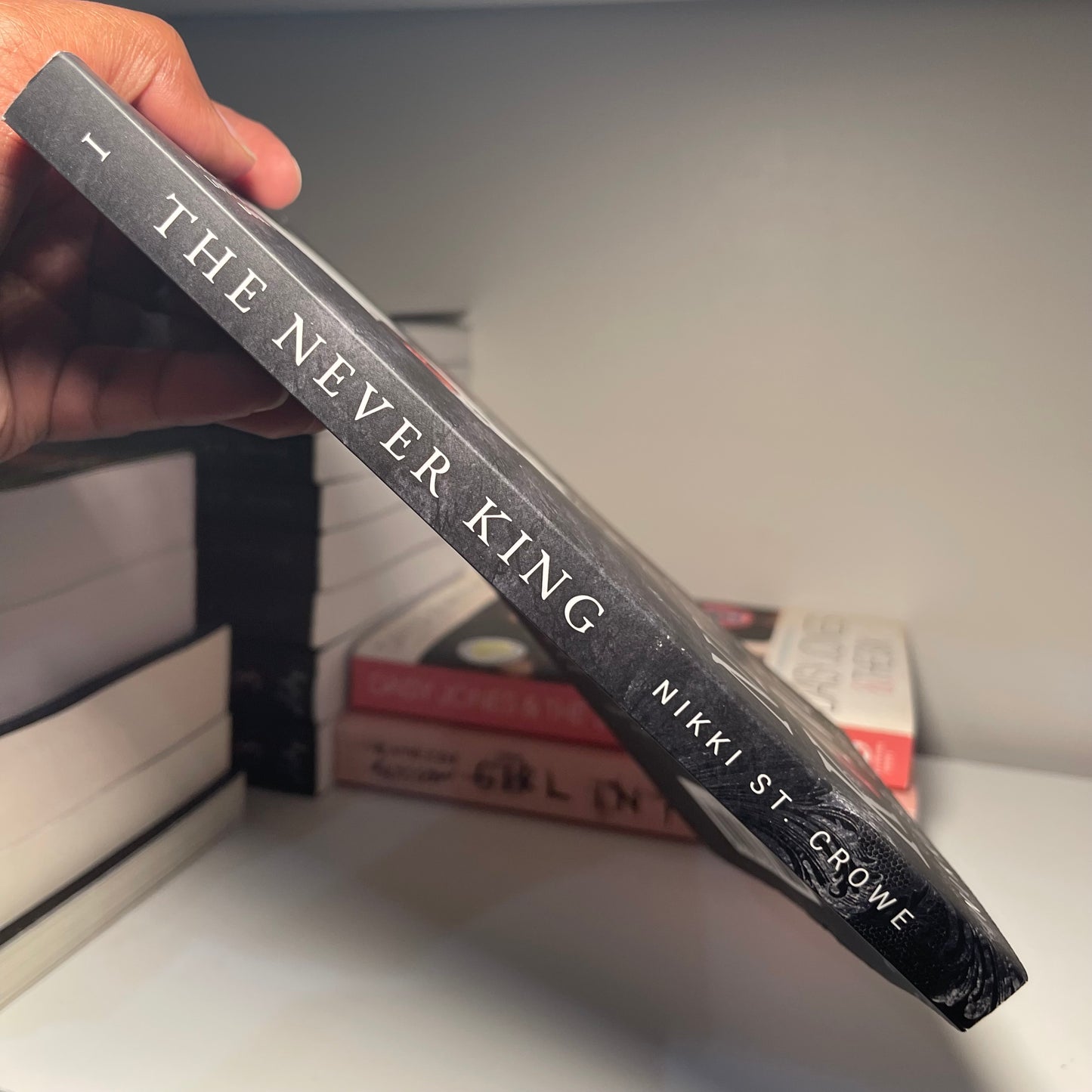 The Never King (Vicious Lost Boys, 1) A Peter Pan Dark Romance by Nikki St. Crowe Paperback