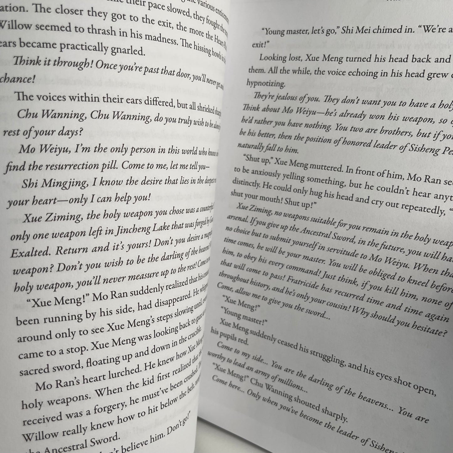 The Husky and His White Cat Shizun: Erha He Ta De Bai Mao Shizun Novel Vol 2 Paperback by Rou Bao Bu Chi Rou