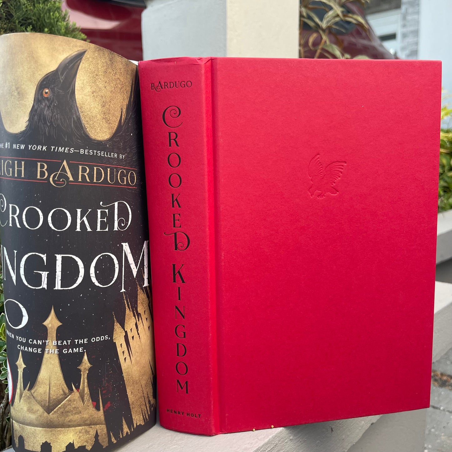 Crooked Kingdom Hardocver: A Sequel to Six of Crows by Leigh Bardugo