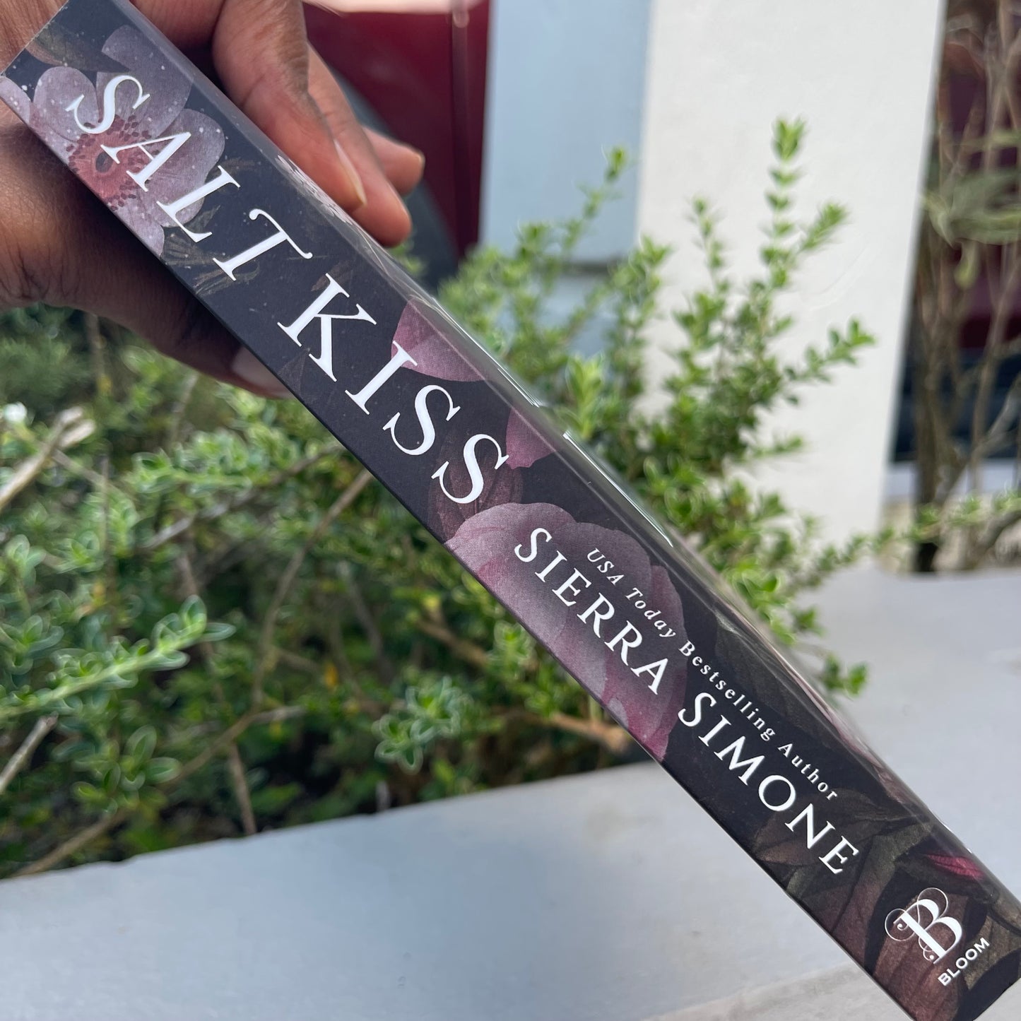 Salt Kiss (Lyonesse 1) Paperback by Sierra Simone