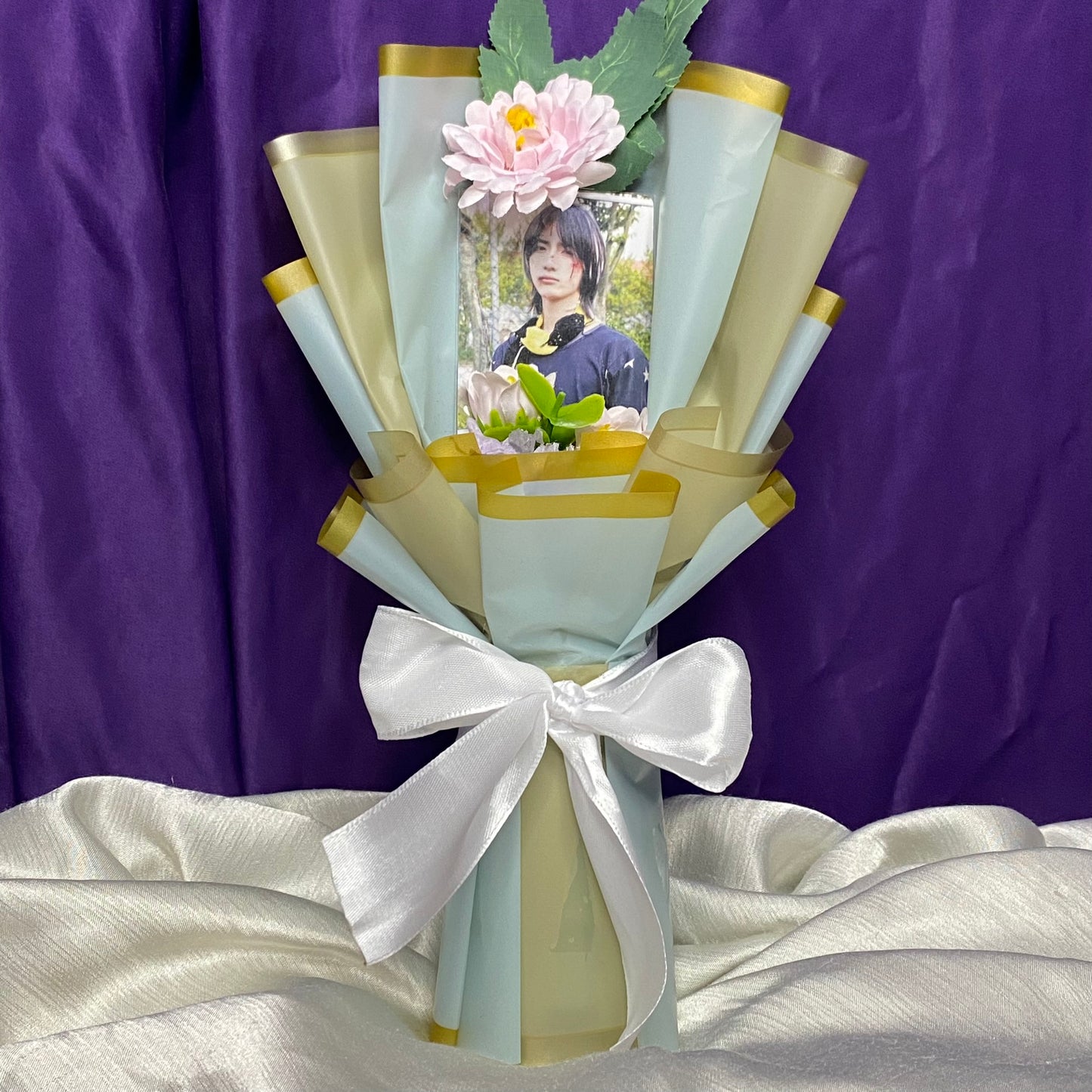 TXT & Solo member Flower Bouquet (BUILD YOUR OWN BOUQUET)