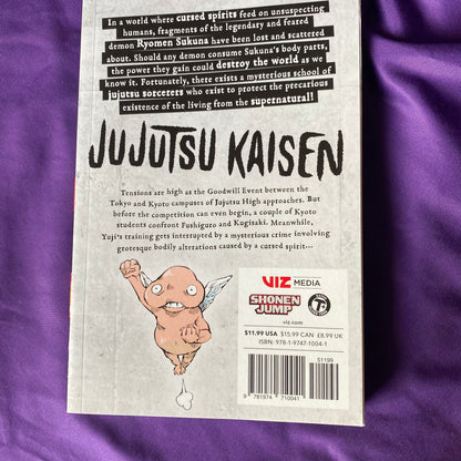 THRIFT STORE! Jujutsu Kaisen vol 3 new but Damaged copy. SMALL CUT ON COVER ONLY